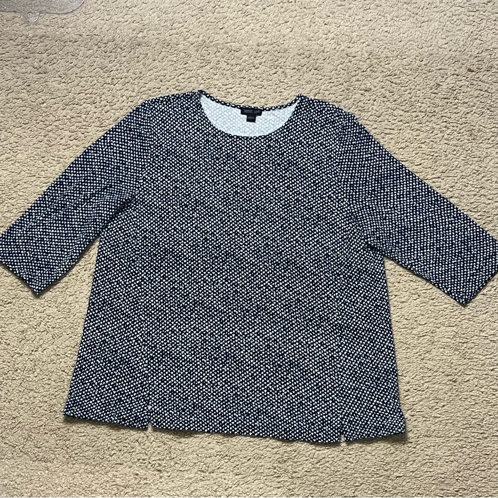 J. Jill Women’s Navy and White Geometric Pullover Blouse